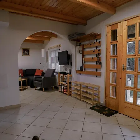 Andreas Apartment